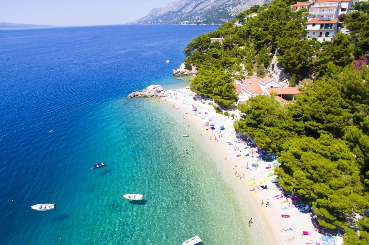 Rooms With A Parking Space Brela, Makarska - 17281 Eksteriør billede