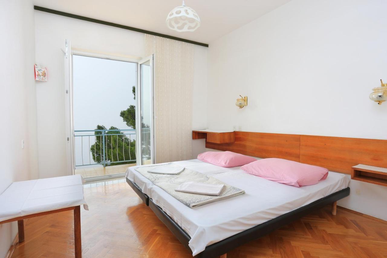 Rooms With A Parking Space Brela, Makarska - 17281 Eksteriør billede