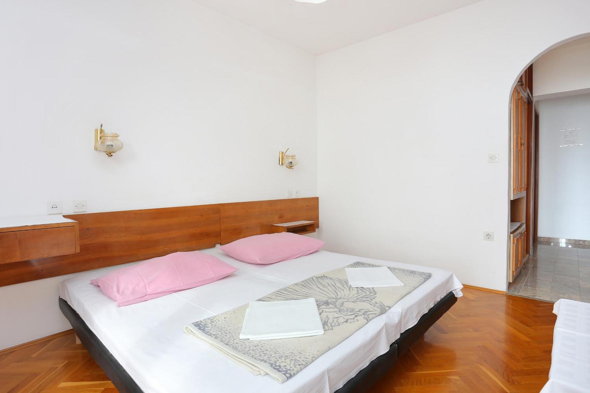 Rooms With A Parking Space Brela, Makarska - 17281 Værelse billede